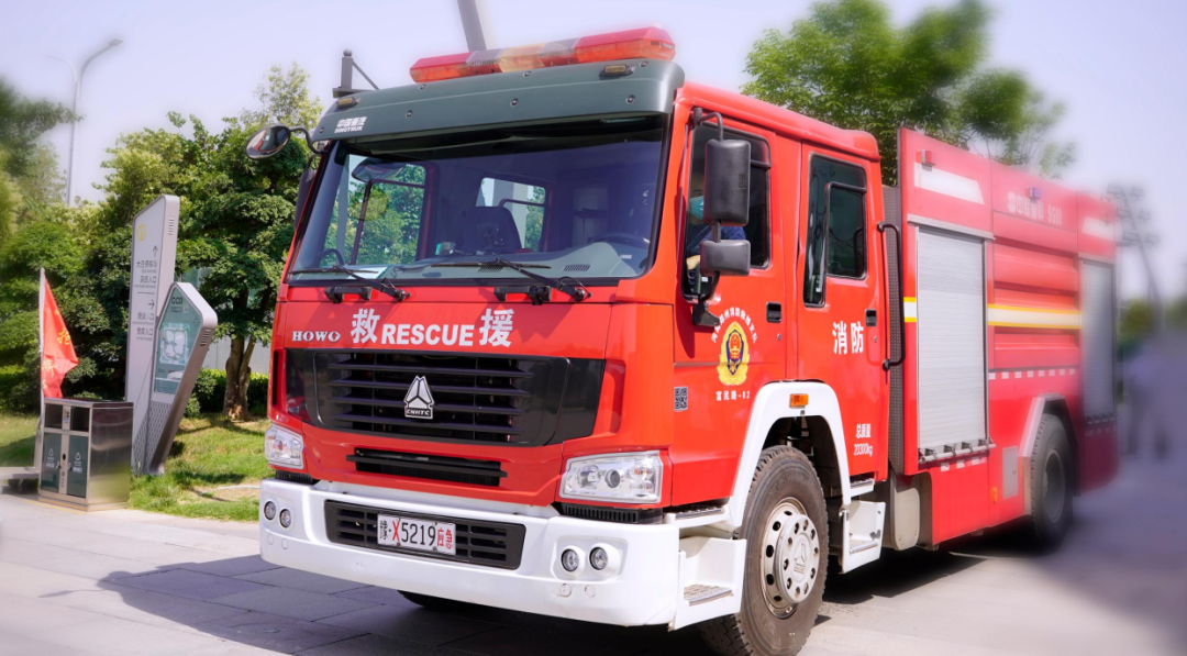 快看！这场消防实战演练堪比“大片”！